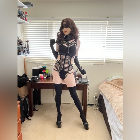 Meet Your Posher - Picture 11 of 16